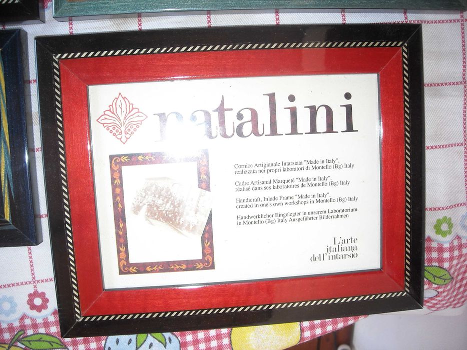 Moldura italiana vintage antiga-Novo