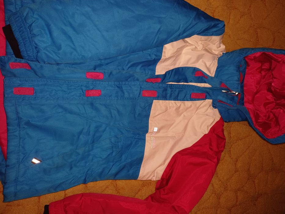 Продам куртку для дівчинки еврозима