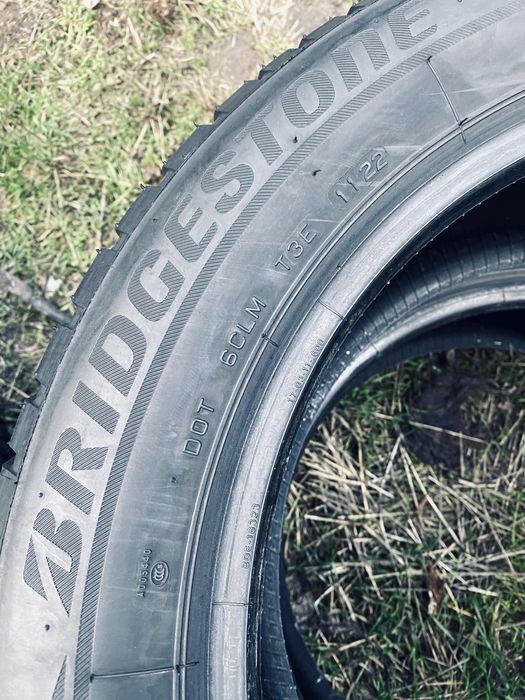 215 55 17 Bridgestone LM001 90%