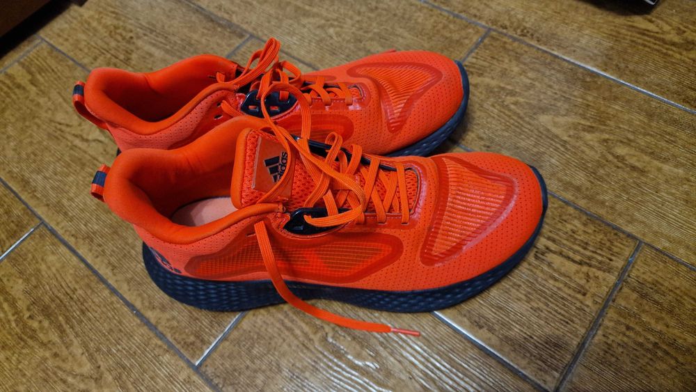 Vendo Ténis adidas Bounce