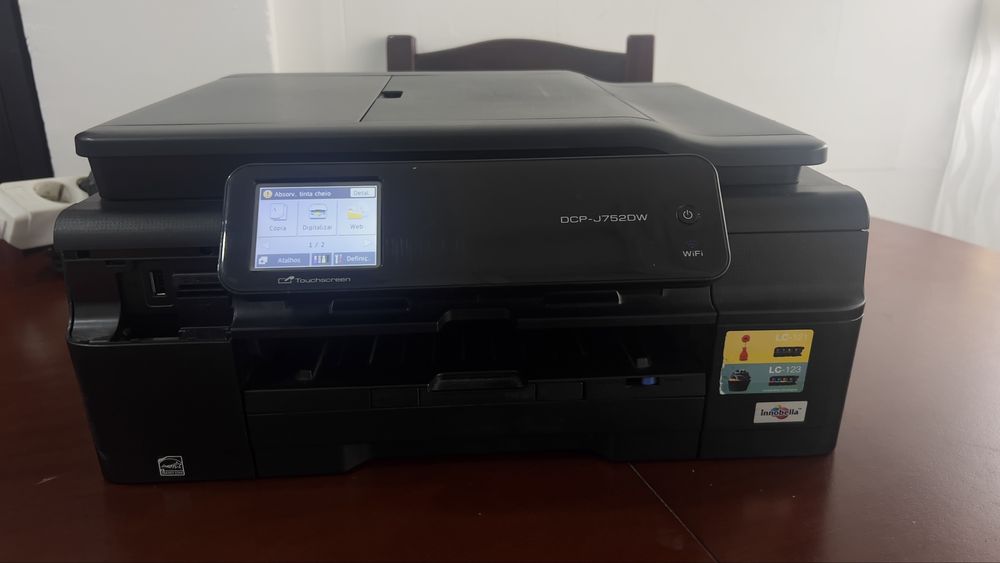 Impressora Multifunções DCP-J752DW c/tinteiro
