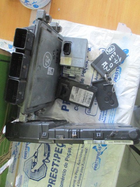 Centralina motor / ECU RENAULT Clio III (BR0/1, CR0/1)