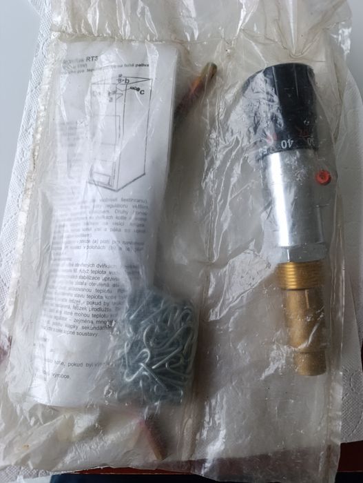 Miarkownik ciągu pieca regulator