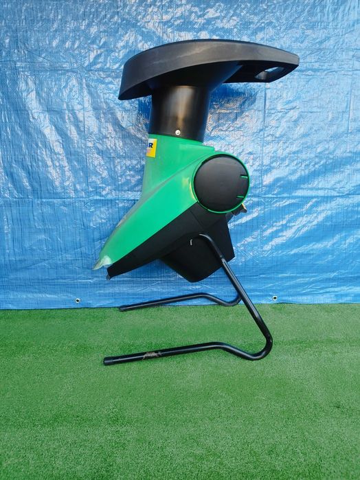 Rozdrabniacz do gałęzi rębak ogrodowy 4,5 cm 2400 watt