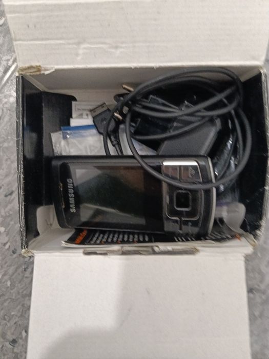 Sprzedam telefon Samsung