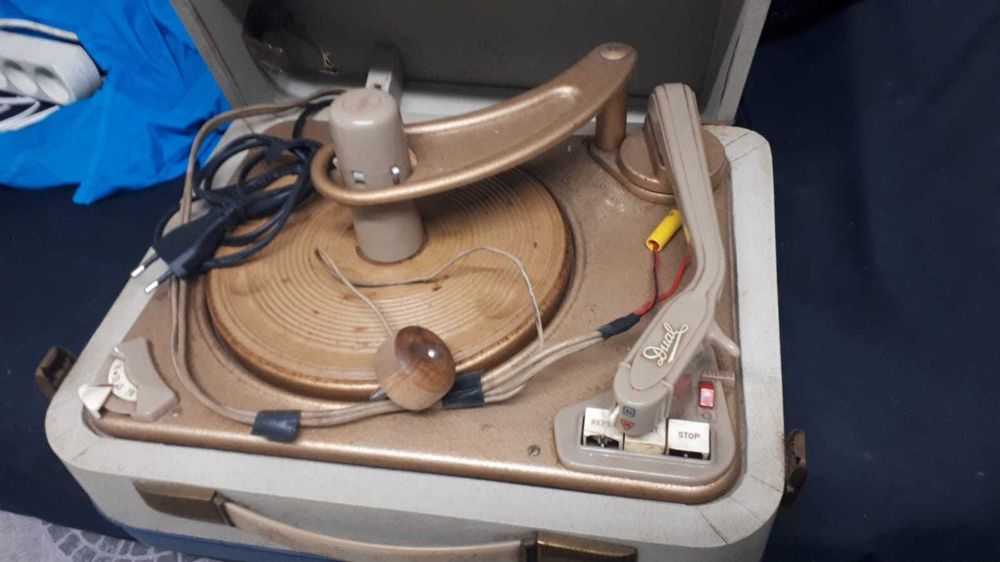 Gira discos usado - 100€