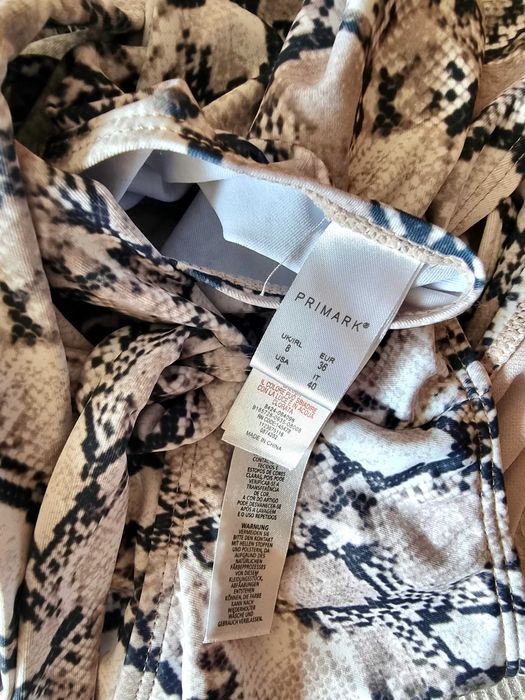Fato de banho com padrão cobra Primark, tamanho 36 - nunca usado