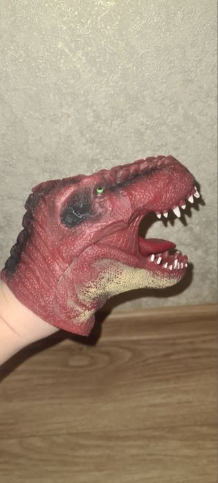 Маска динозавра , дракона