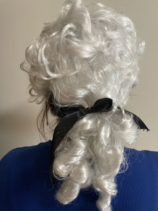 Peruca medieval de homem