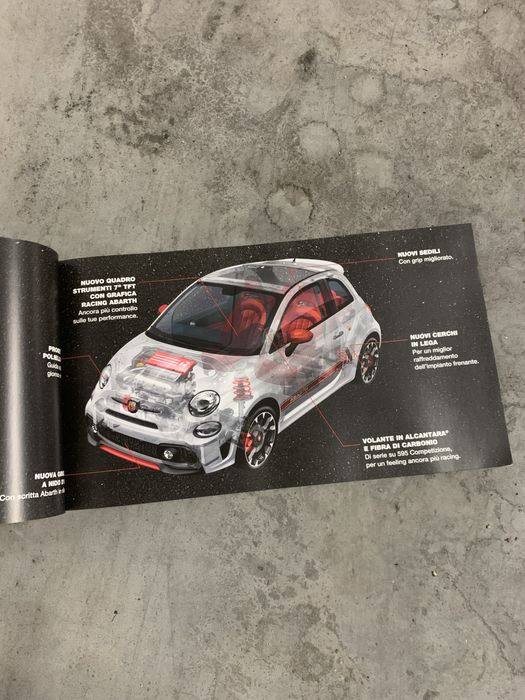 Catálogo Oficial Abarth 595