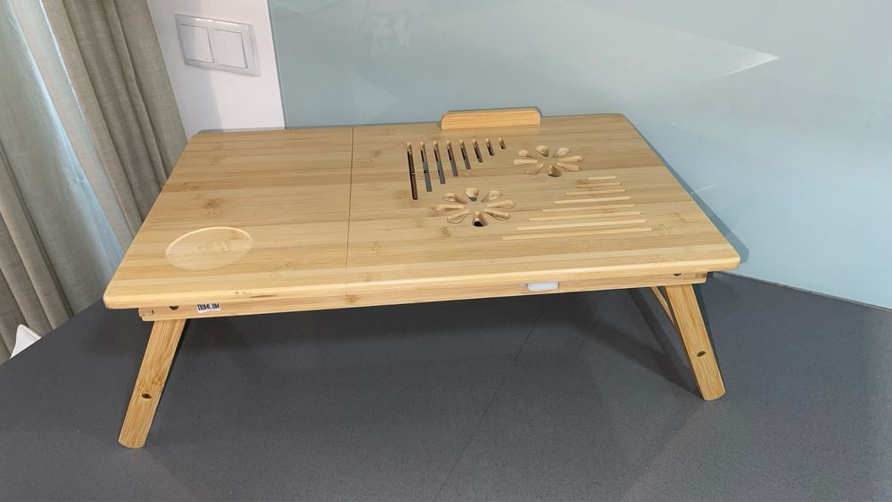 Mesa de computador portátil com gaveta