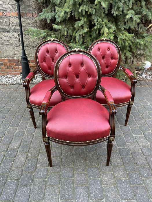 Ludwikowskie Fotele Skórzane Krzesła Medaliony Ludwik Po Renowacji