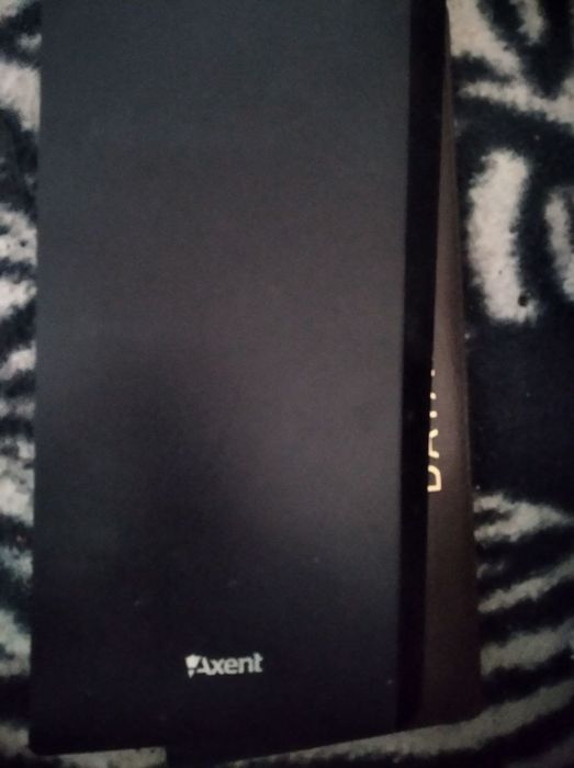 2 визитницы за 100 гривен...