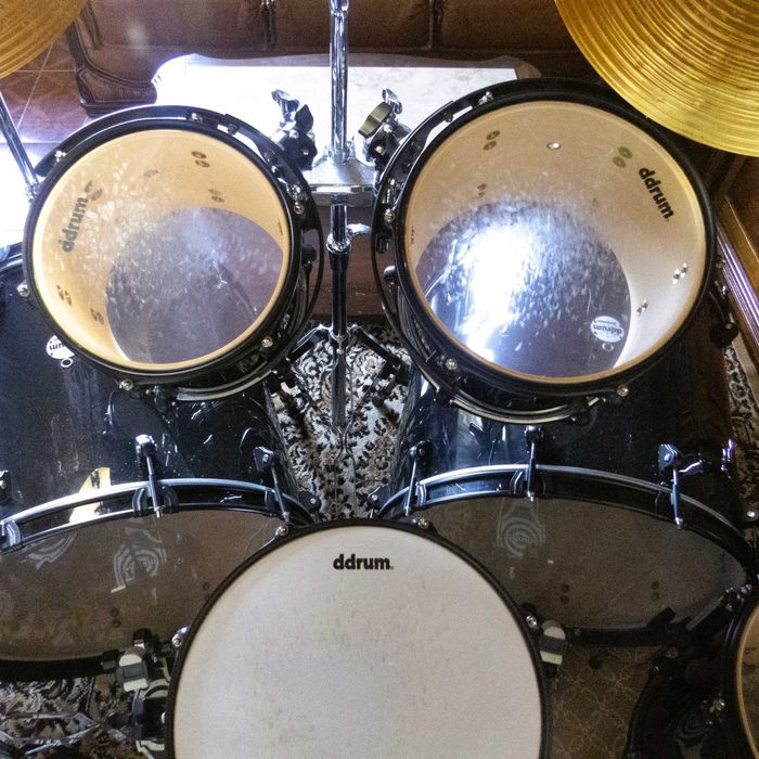 Conjunto De Bateria DDrum + Pratos MEINL+Suportes DDrum