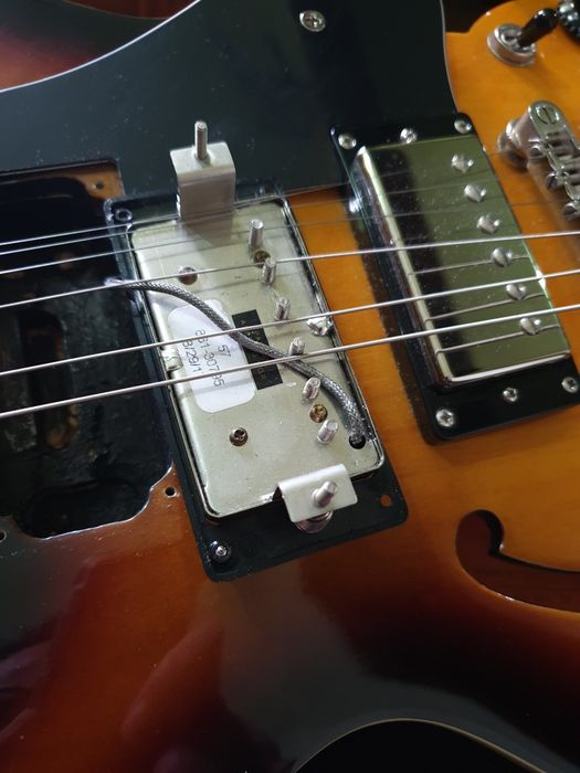 Epiphone ES339  pickups gibson 57