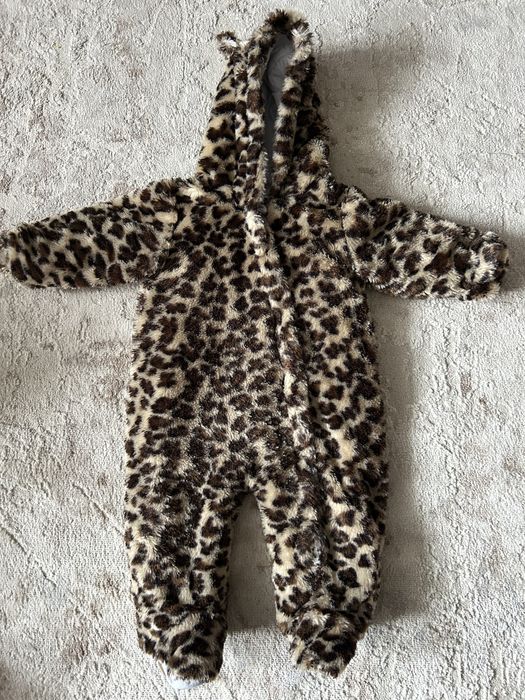 Комбінезон на дівчинку