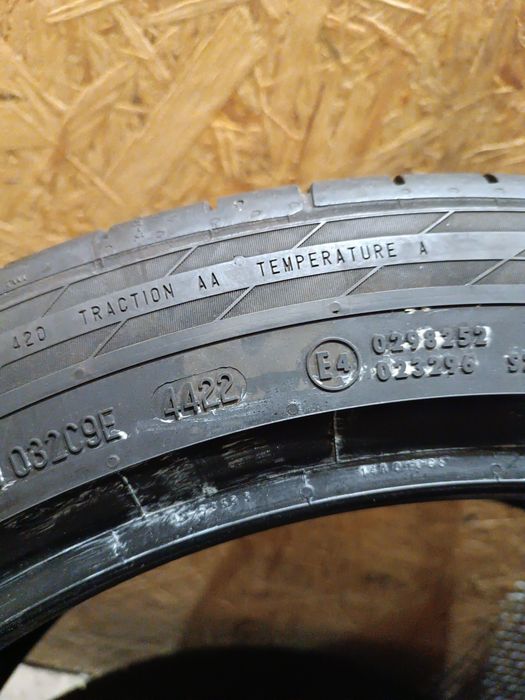 Opony letnie 235 45 R20 Continental