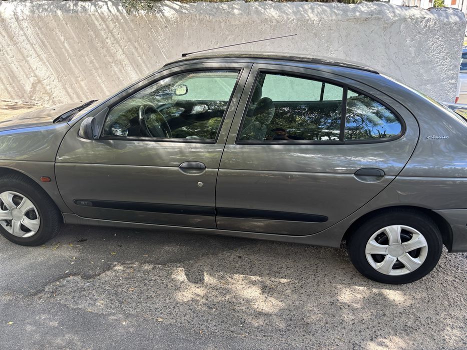 Vendo megane 1.4