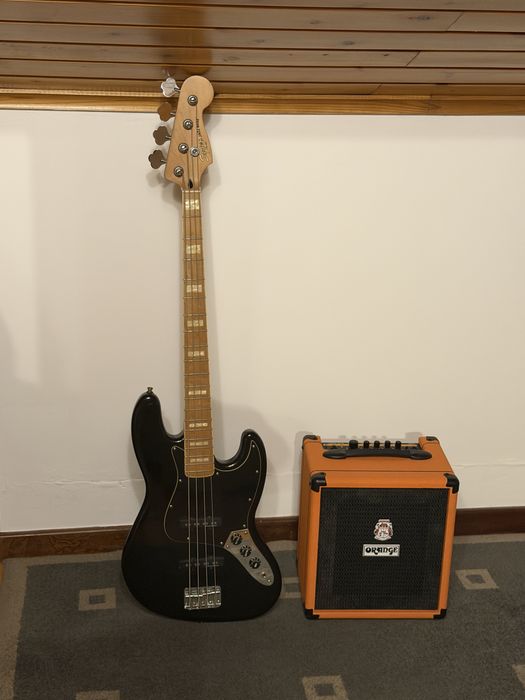 Baixo Squier Jazz Bass Classic Vibe + Amplificador Orange Crush Bass 25