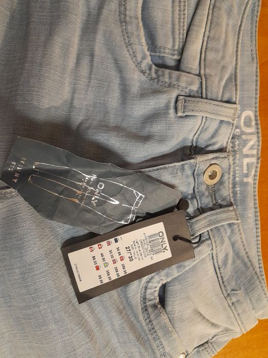 NOWE    spodnie  Jeansy  ONLY  Skinny  Fit   rozm.  27/30.