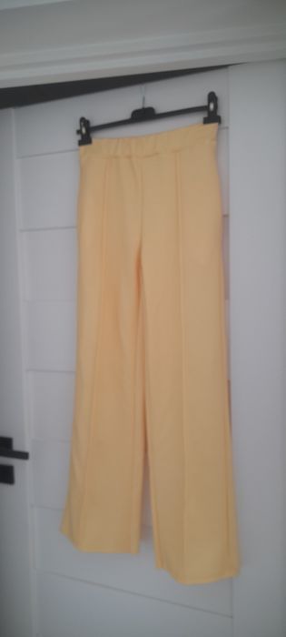 Dres dresy  masełko