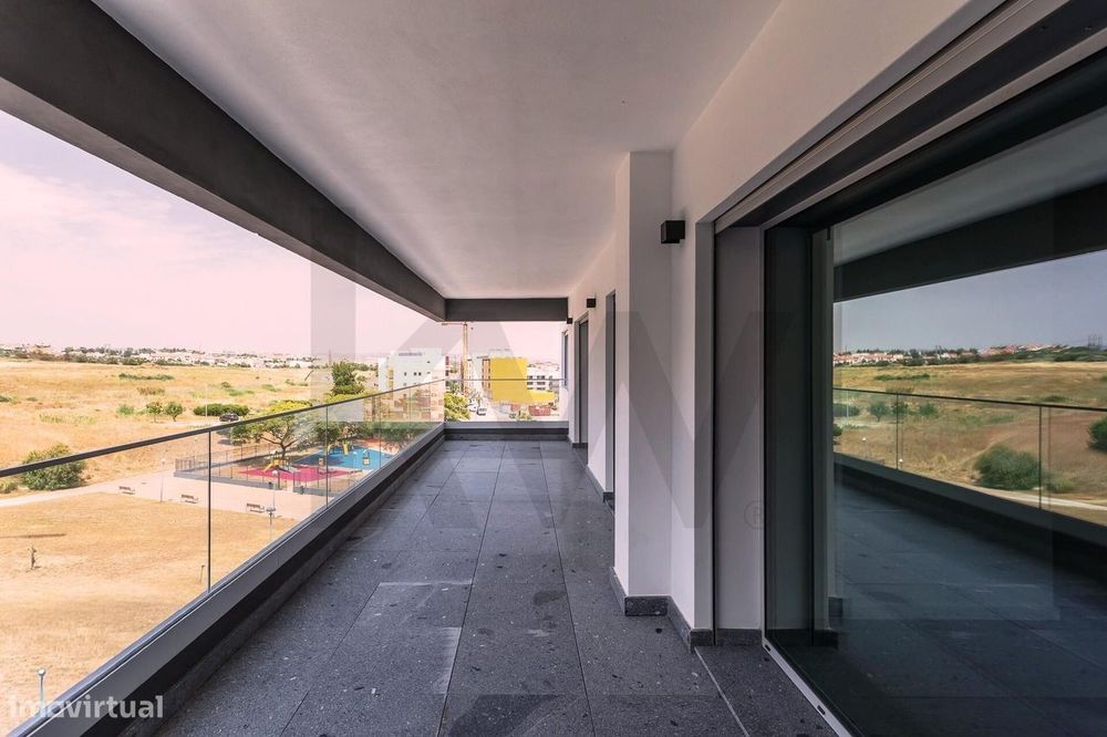 T3 | 2º piso | espaçosa varanda | box 2 carros | 171m2 | vista | Camar