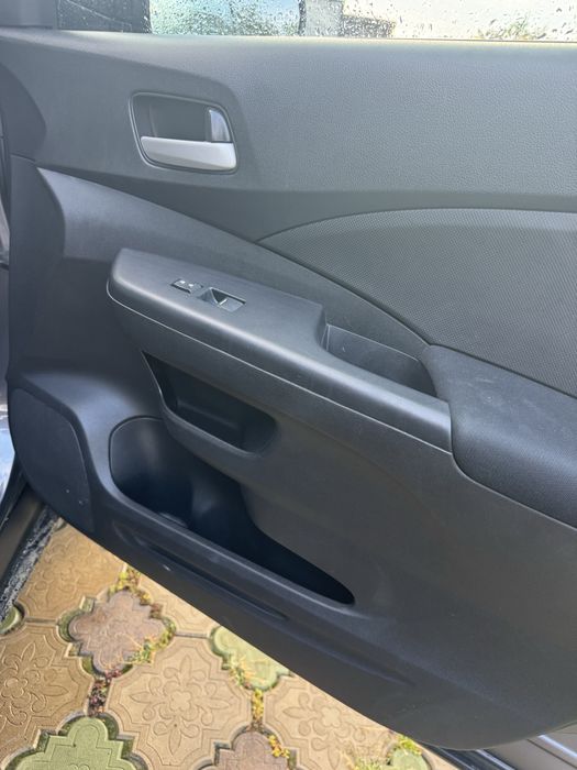 Продам Honda CR-V