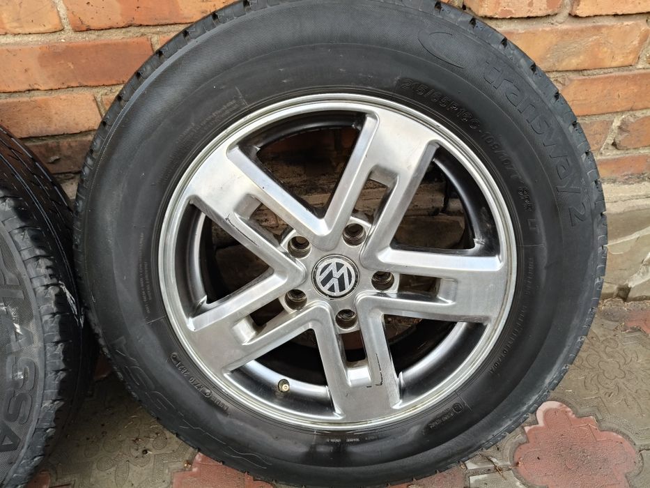 Продам колеса R16 215/65