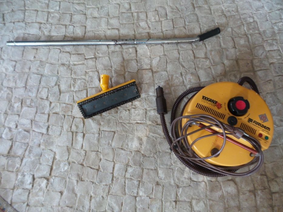 Aspirador multifuncional para limpeza a vapor