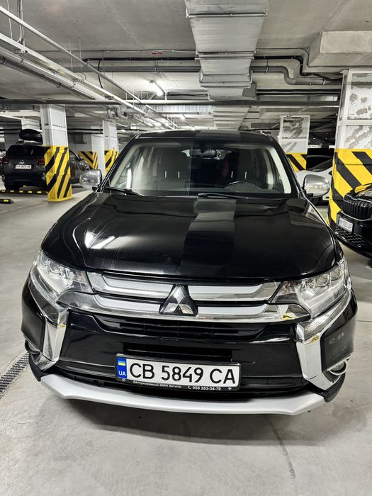 Mitsubishi Outlander 3