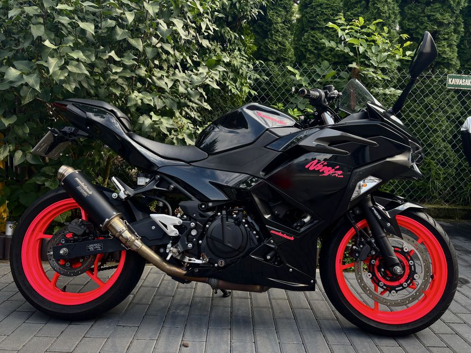 Kawasaki ninja 500/125