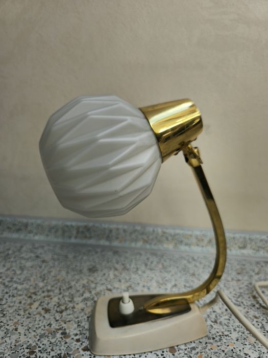 Stara lampka nocna biurkowa vintage Mid-Century lata 50/60 mosiądz