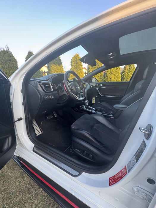 Kia ProCeed 1.6 T-GDI GT DCT