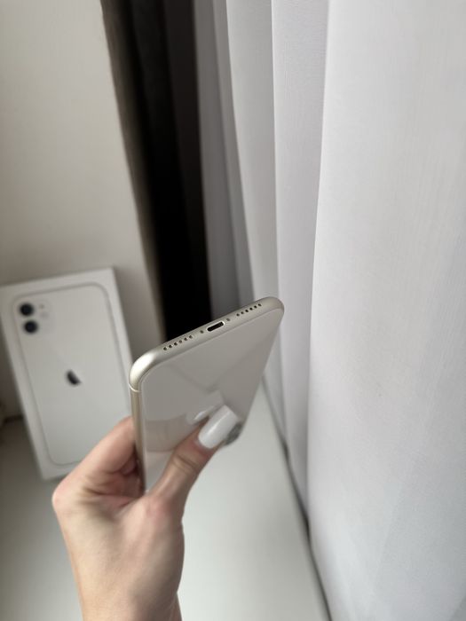IPhone 11 128 GB White. Айфон 11 128 ГБ Білий.