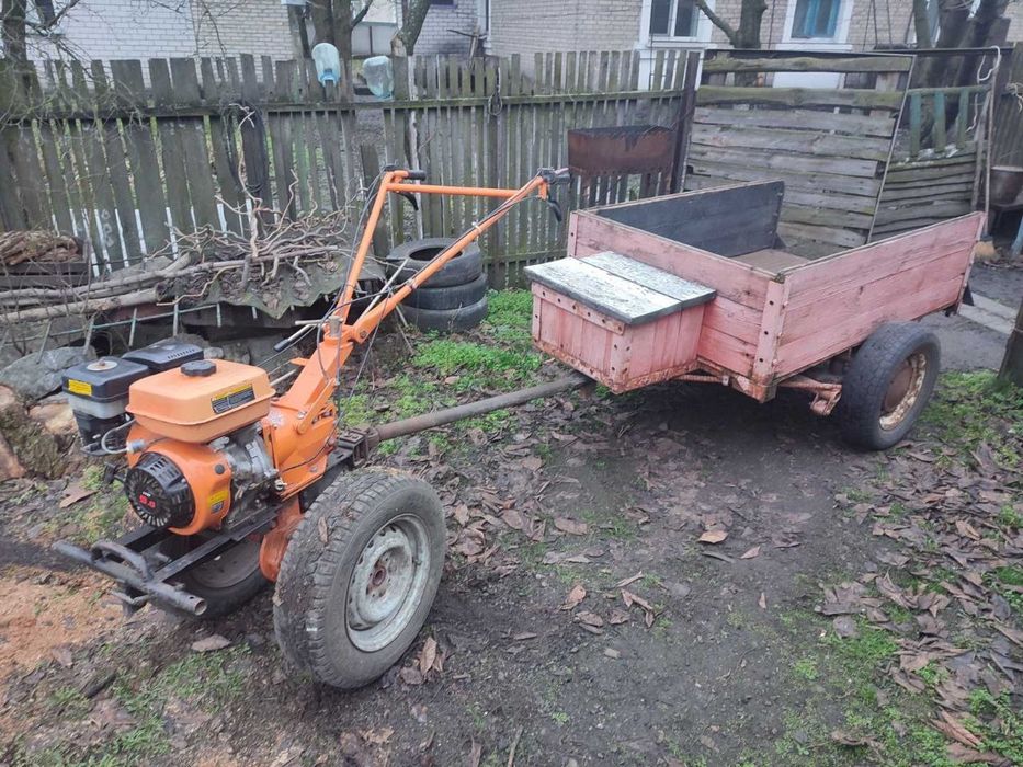 Мотоблок з причепом