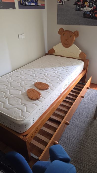 Cama de Criança "Urso" – Marca DADA (Madeira Maciça / Design Alemão)
