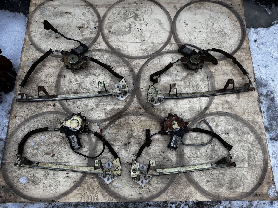 Склопідйомник електросклопідйомники джилі СК  geely ck