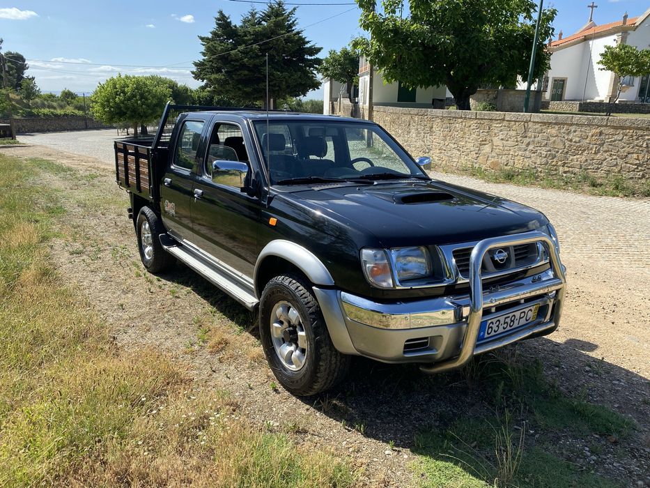 Nissan navara d22