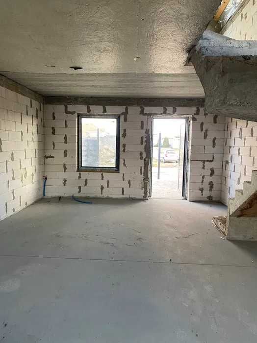 Таунхаус для жизни в Лесках. 5 мин. к морю. Рассрочка