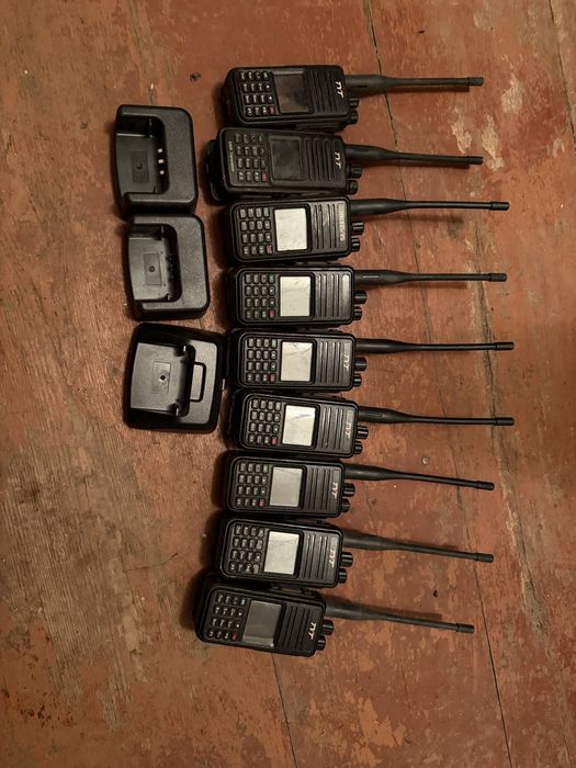 Продам радіостанцію TYT MD-UV380