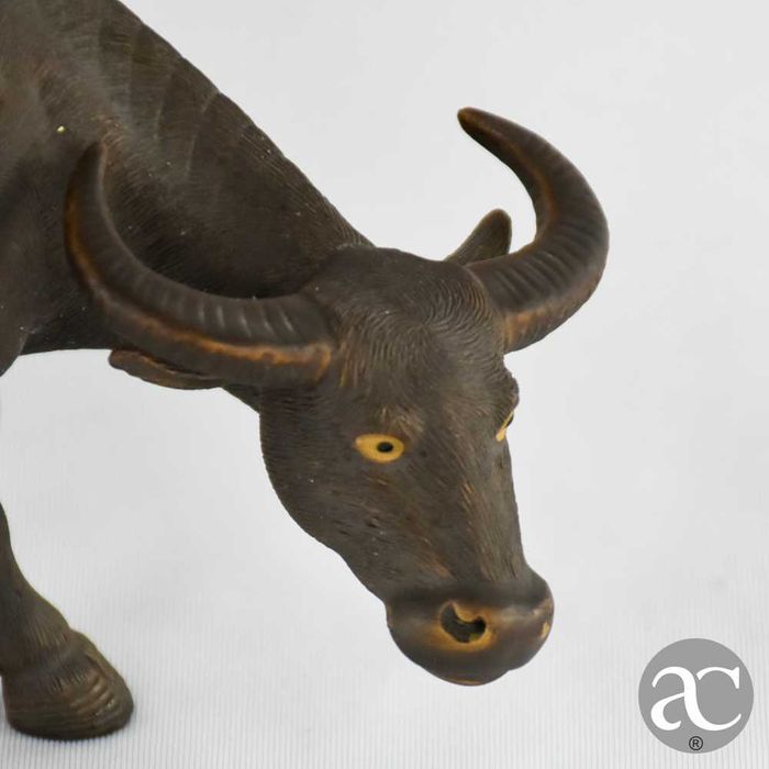 Búfalo de água com menina em cerâmica Shiwan – China