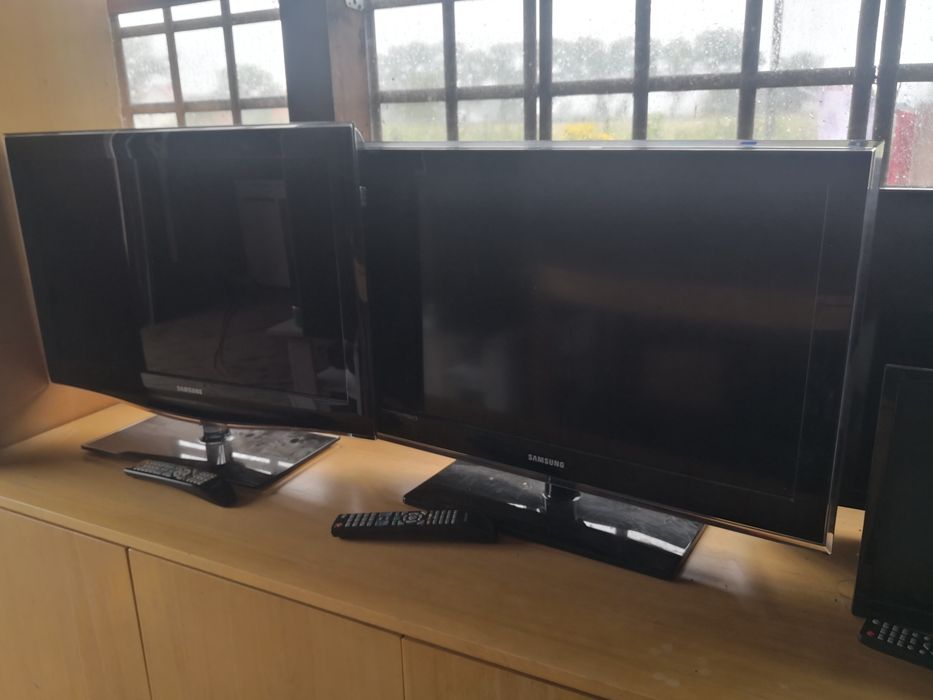 Telewizor Samsung 32 cale pilot