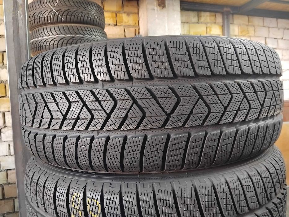 Шини бу 235/60 R18 Pirelli Scorpion Winter Комплект Зима