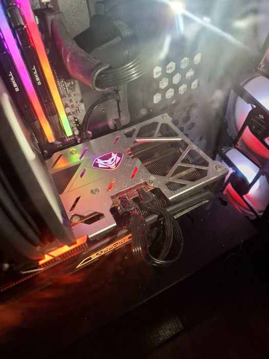 Radeon rx 6700 xt nitro + 12gb (rezerwacja do 30.12)