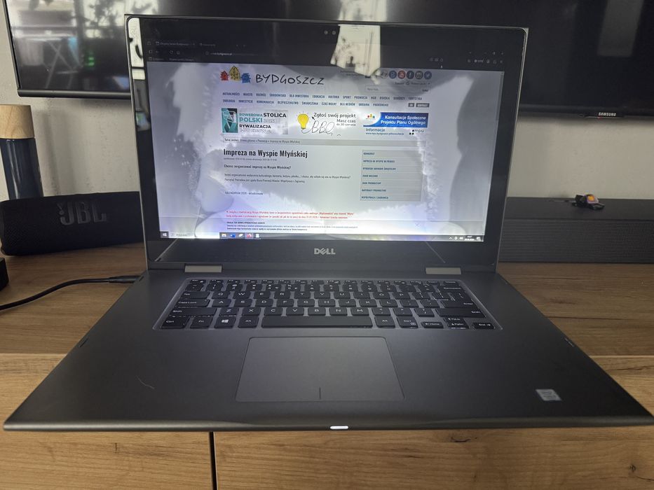 Dell Inspiron 15 5578 2-in-1 i5 / 8GB / SSD + stacja Dell D3100 + torba Dell