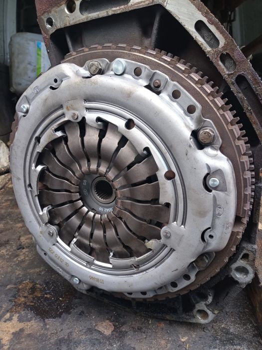 Sprzęgło kompletne + wysprzeglik. Renault Megane 2, Scenic 2 ll 1.5dci