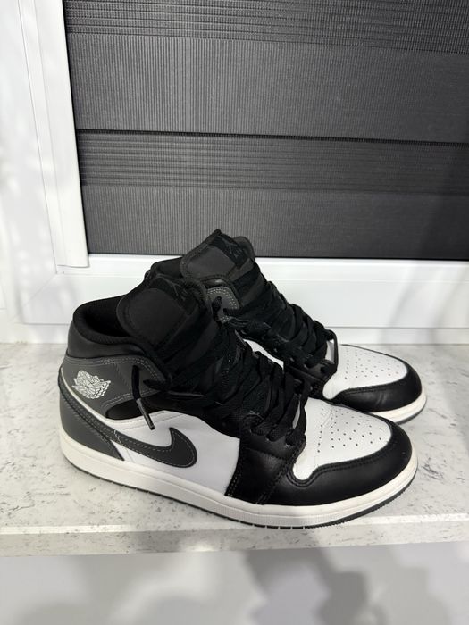 Buty Jordan 1 mid