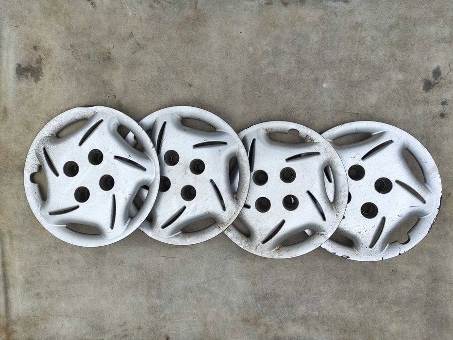 Kołpaki do Seicento komplet