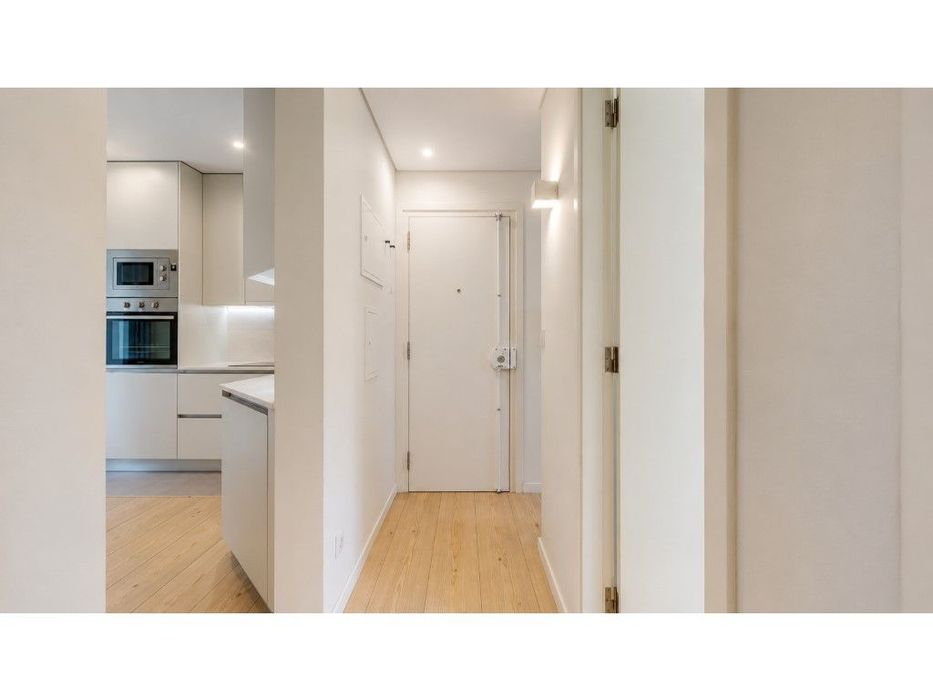 T2+1 duplex com 100m2 em Alcântara