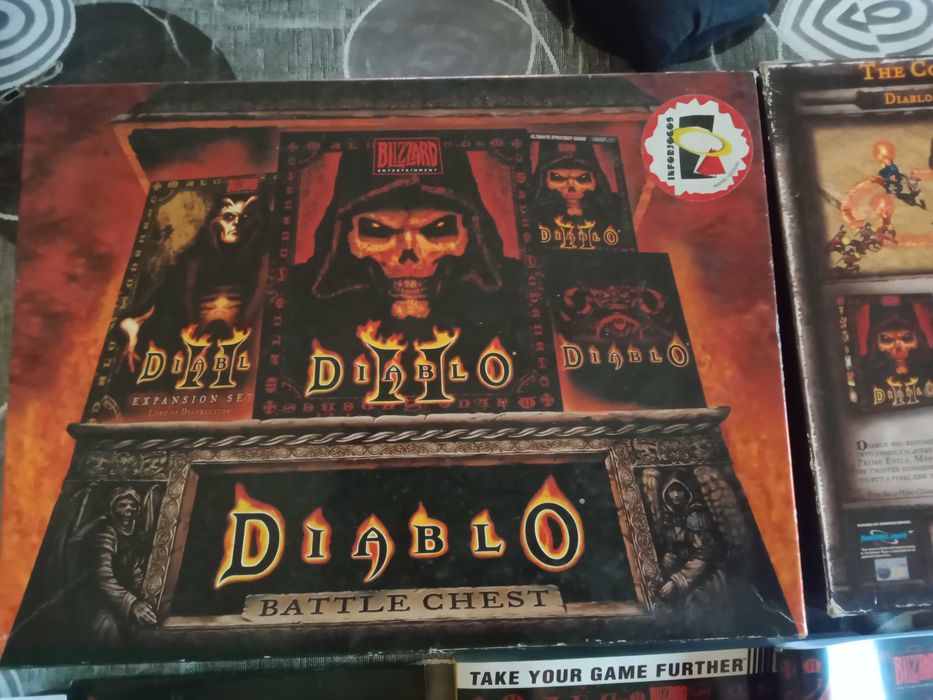 Diablo II -  Battle Chest vintage Big Box  PC Game